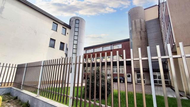 Edifici direzionali in vendita