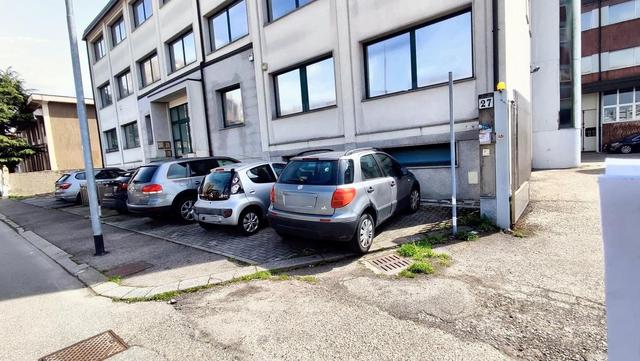 Edifici direzionali in vendita
