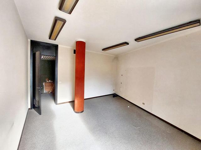 #22660 Ufficio al piano primo in vendita - foto 2