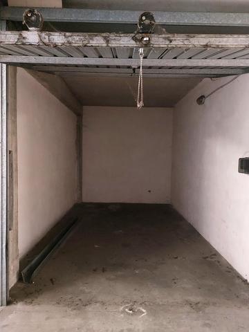 Garage in vendita