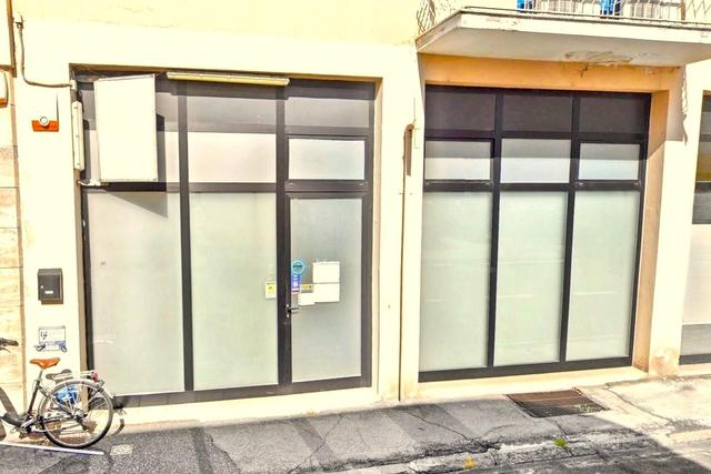 #25828 Ufficio al piano terra in edificio polifunzionale in vendita - foto 7