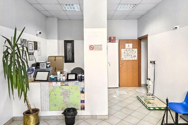 #25828 Ufficio al piano terra in edificio polifunzionale in vendita - foto 8