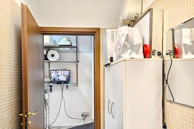 #25828 Ufficio al piano terra in edificio polifunzionale in vendita - foto 5