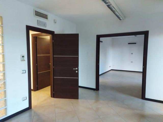 #24704 Ufficio in complesso residenziale con piscina sub 501 in vendita - foto 13