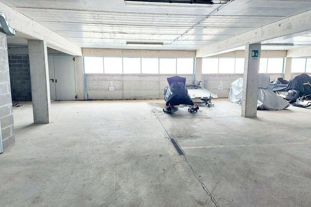 Garage in vendita