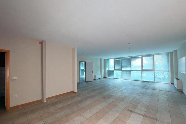 #25749 Intero edificio a destinazione uffici in vendita - foto 17