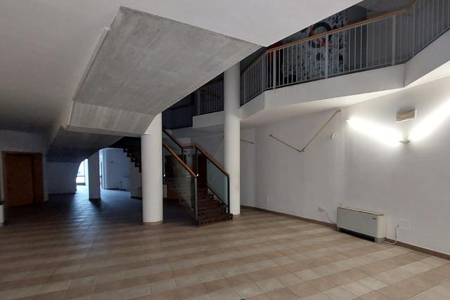 #25749 Intero edificio a destinazione uffici in vendita - foto 7