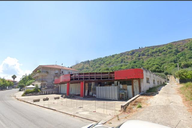 #2534013 Capannone commerciale con lastrico solare in vendita - foto 2