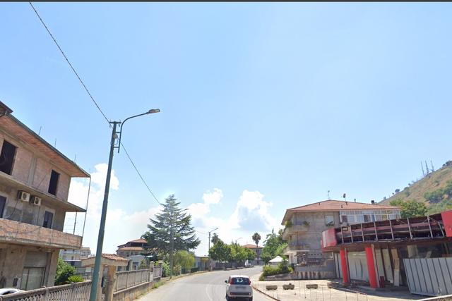 Negozi in vendita