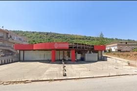 Negozi in vendita