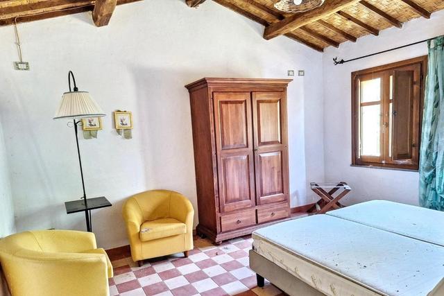 #2535007 Complesso ricettivo con piscina e maneggio in vendita - foto 24