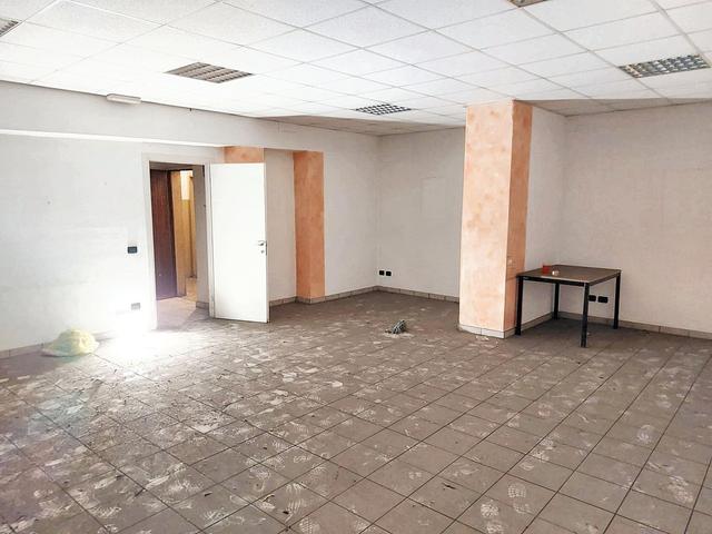 #24347 Ufficio con magazzino in edificio residenziale in vendita - foto 10