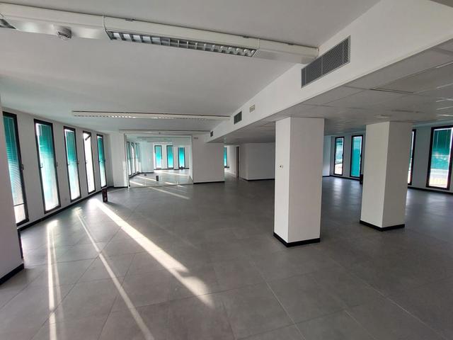 #2537636 Affittasi ufficio di circa mq.300 – metratura disponibile su vari piani in vendita - foto 6