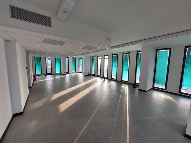 #2537636 Affittasi ufficio di circa mq.300 – metratura disponibile su vari piani in vendita - foto 9
