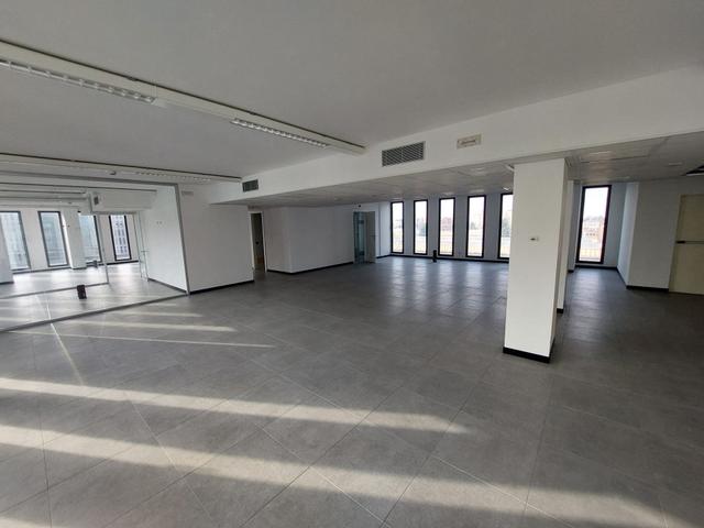 #2537636 Affittasi ufficio di circa mq.300 – metratura disponibile su vari piani in vendita - foto 11