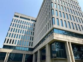 Uffici entro 500 mq in vendita