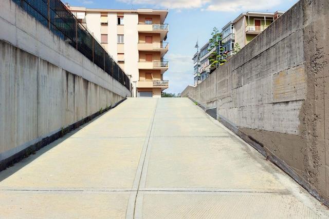 Garage in vendita
