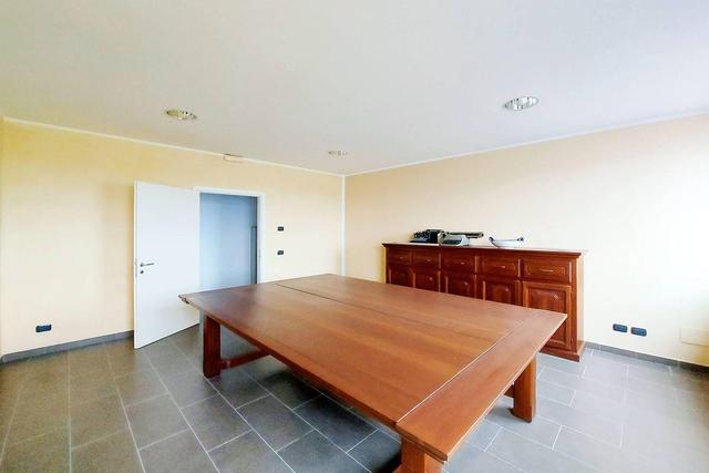 #22337 Capannone con porzione di palazzina uffici in vendita - foto 11