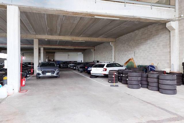 #22337 Capannone con porzione di palazzina uffici in vendita - foto 4