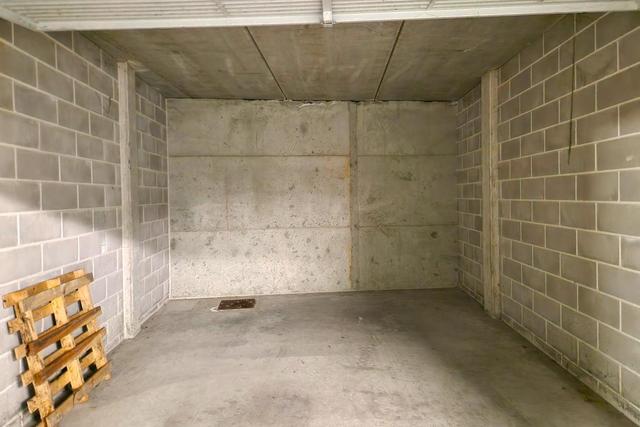 Garage in vendita