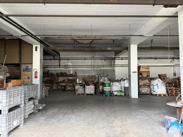 #2638518 Capannone con corte e pertinenze in vendita - foto 13