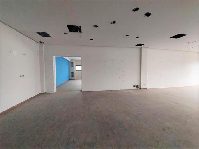 #14688 Palestra con pertinenze esclusive e 2 posti auto in vendita - foto 3