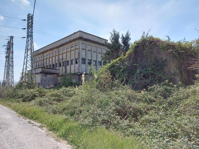 Stabilimenti produttivi in vendita