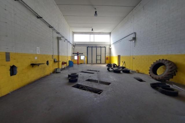 #25773 Capannone su due livelli con ampia area esterna in vendita - foto 15