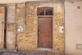 Magazzini in vendita