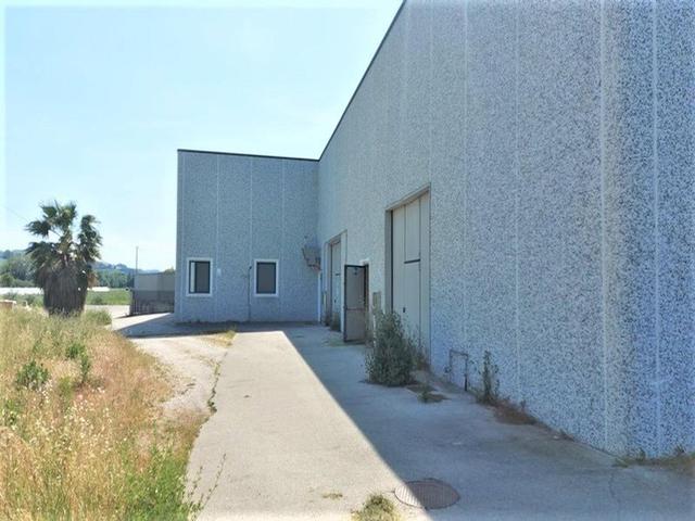 #15883 Porzione di capannone artigianale con area di pertinenza in vendita - foto 1