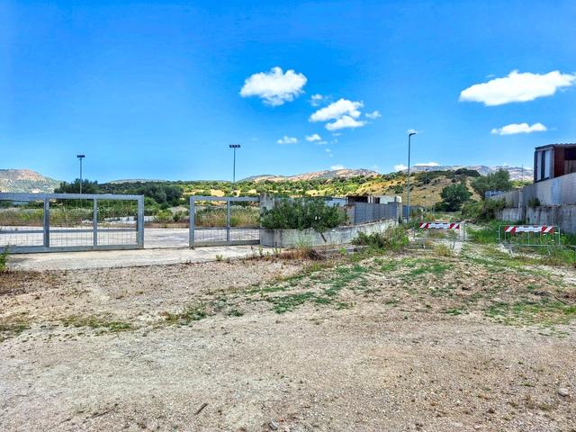#2536075 Terreno di 6.268 mq in vendita - foto 4