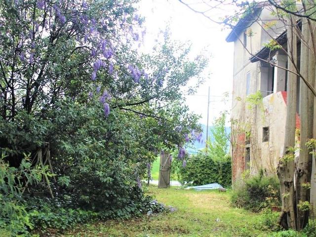 Rustici e casali in vendita