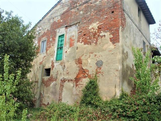 Rustici e casali in vendita