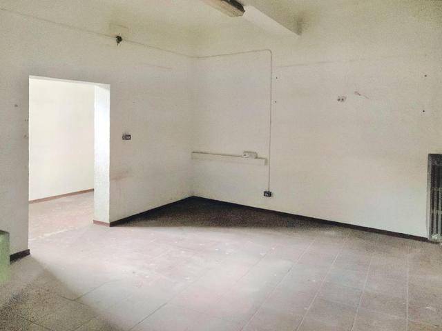 #18529 Edificio storico ex direzionale per pubblica amministrazione in vendita - foto 21