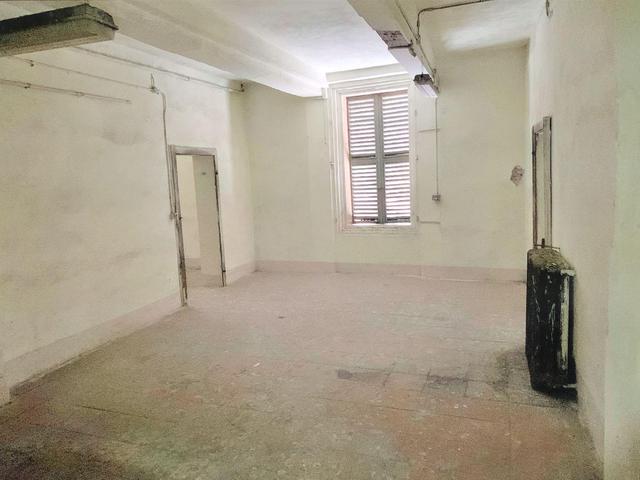 #18529 Edificio storico ex direzionale per pubblica amministrazione in vendita - foto 20