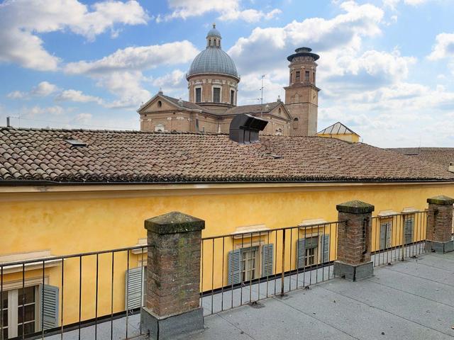 #18529 Edificio storico ex direzionale per pubblica amministrazione in vendita - foto 13