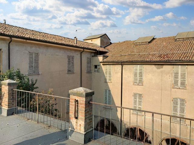 #18529 Edificio storico ex direzionale per pubblica amministrazione in vendita - foto 2