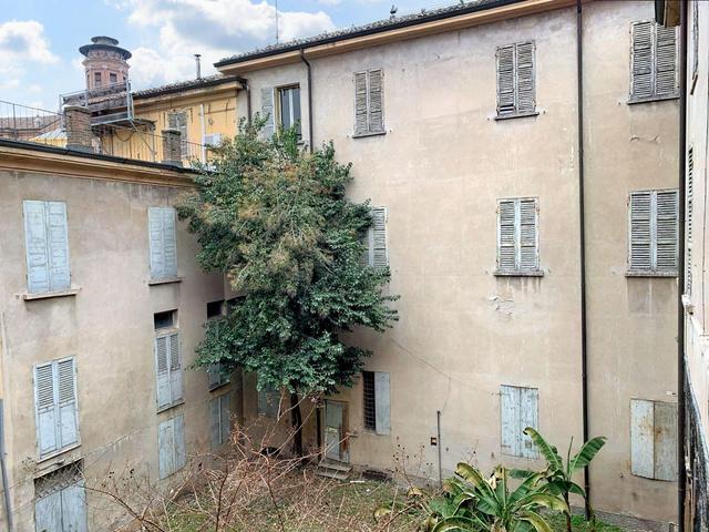 #18529 Edificio storico ex direzionale per pubblica amministrazione in vendita - foto 11