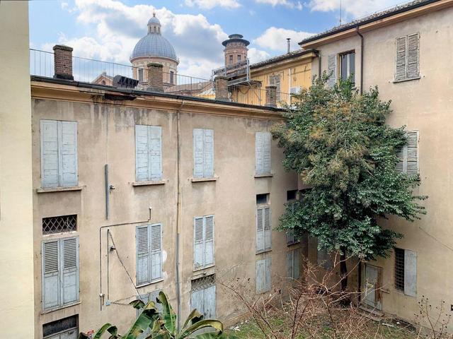 #18529 Edificio storico ex direzionale per pubblica amministrazione in vendita - foto 9
