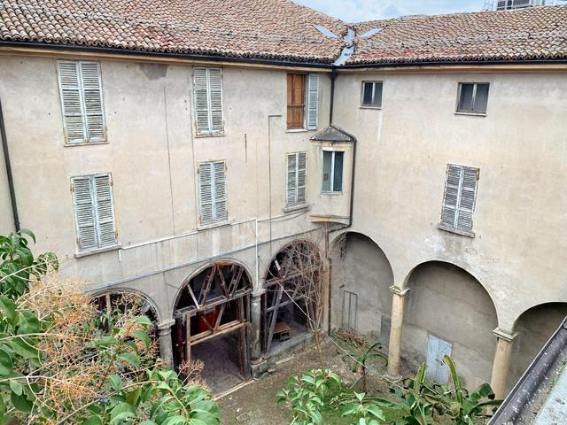 #18529 Edificio storico ex direzionale per pubblica amministrazione in vendita - foto 6
