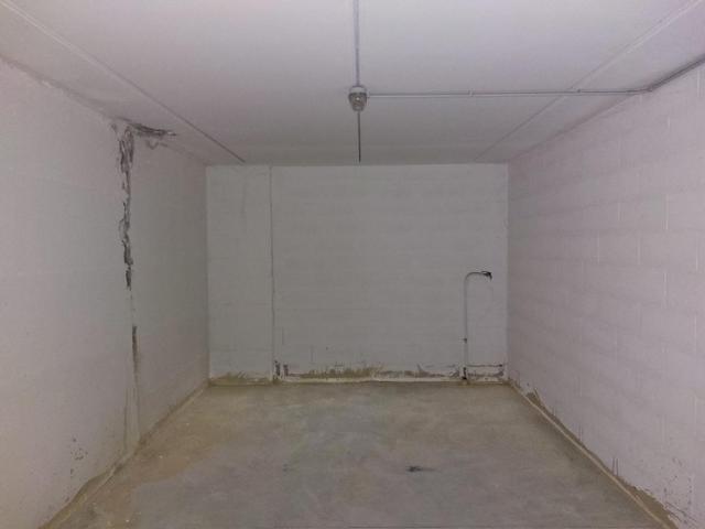 Garage in vendita