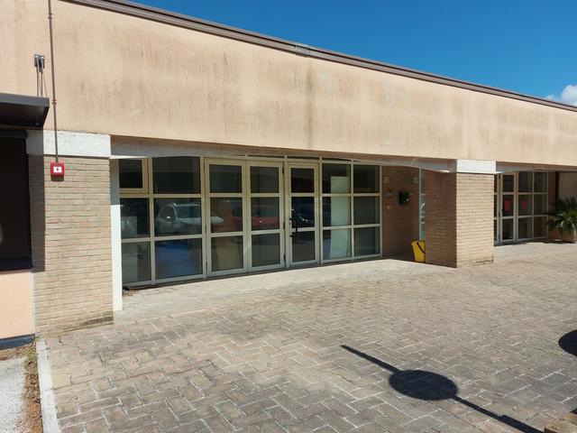 #20499 Uffici e negozio in vendita - foto 7