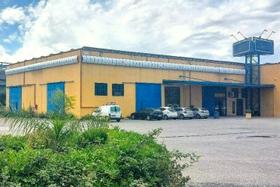 Esercizi commerciali in vendita