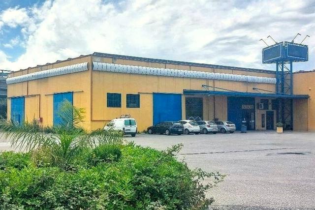 #2519018 Complesso commerciale con fotovoltaico in vendita - foto 1