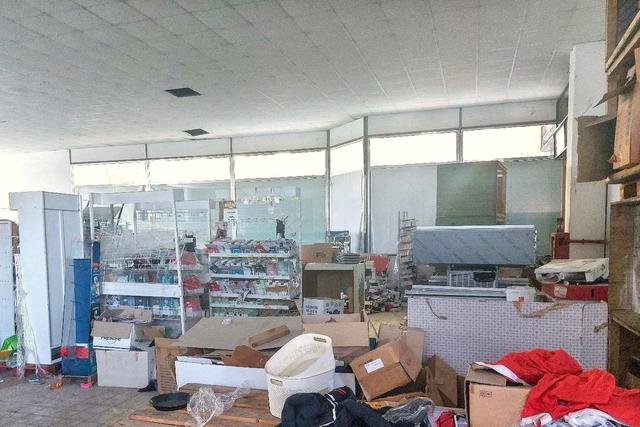 Complessi commerciali in vendita