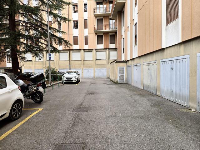 Grandi dimensioni in vendita