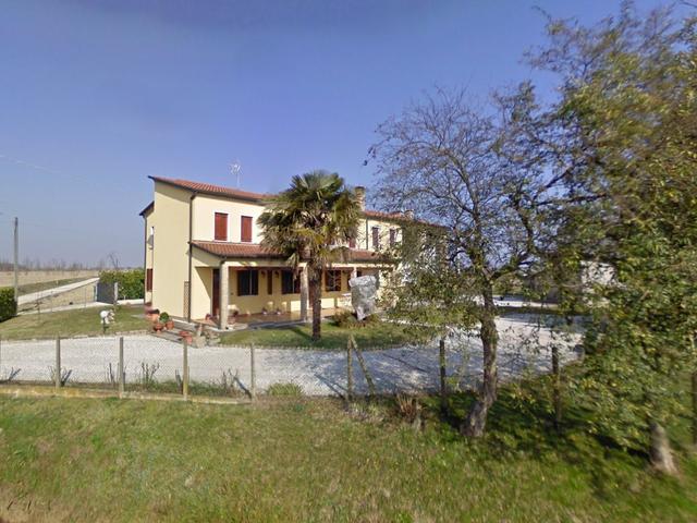 Rustici e casali in vendita