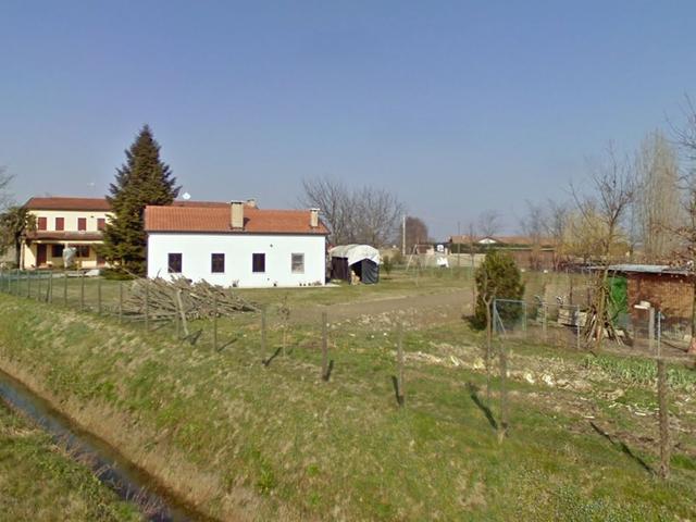 Rustici e casali in vendita