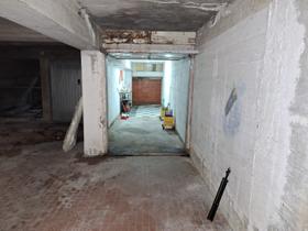 Garage in vendita