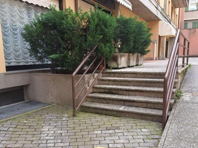 Negozi in vendita